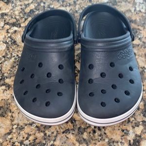 Unisex CROCS (Jibbetz). Black Size M4/W6